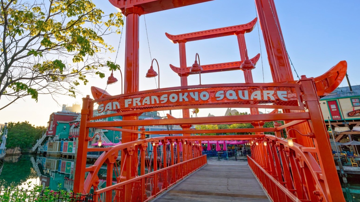 san fransokyo square disneyland