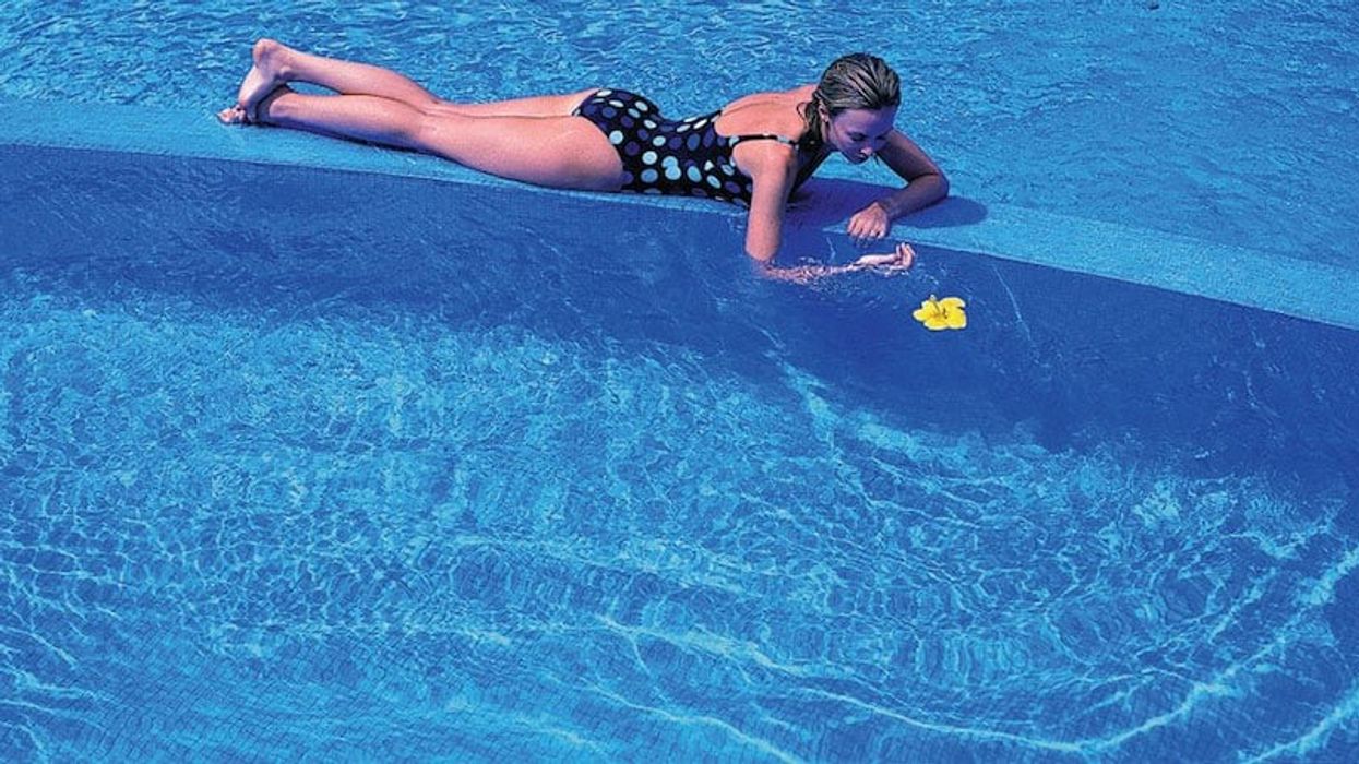 Sandy Lane Cloward H2o infinity-edge