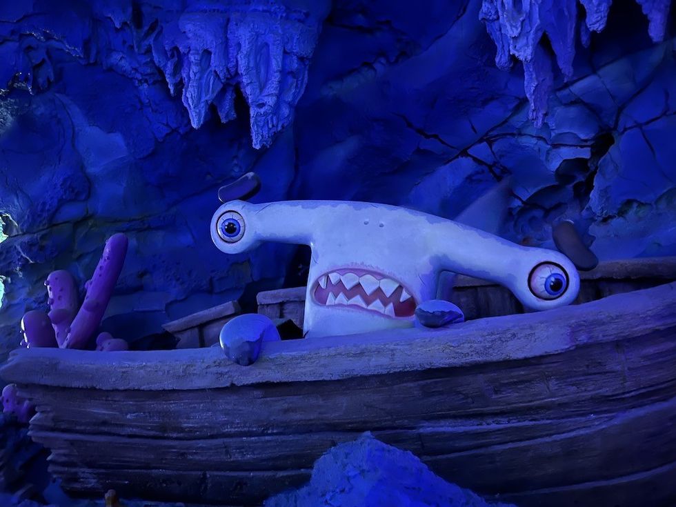 Scaredy Shark Chimelong Spaceship Bezark