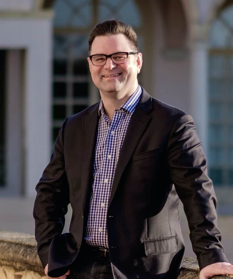 Scott Stulen artist and Director