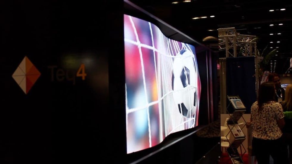 ScreenTeq with Motionflex by TEQ4