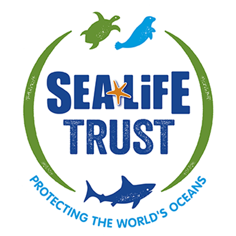 Sea life trust logo