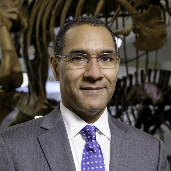 Sean Decatur headshot