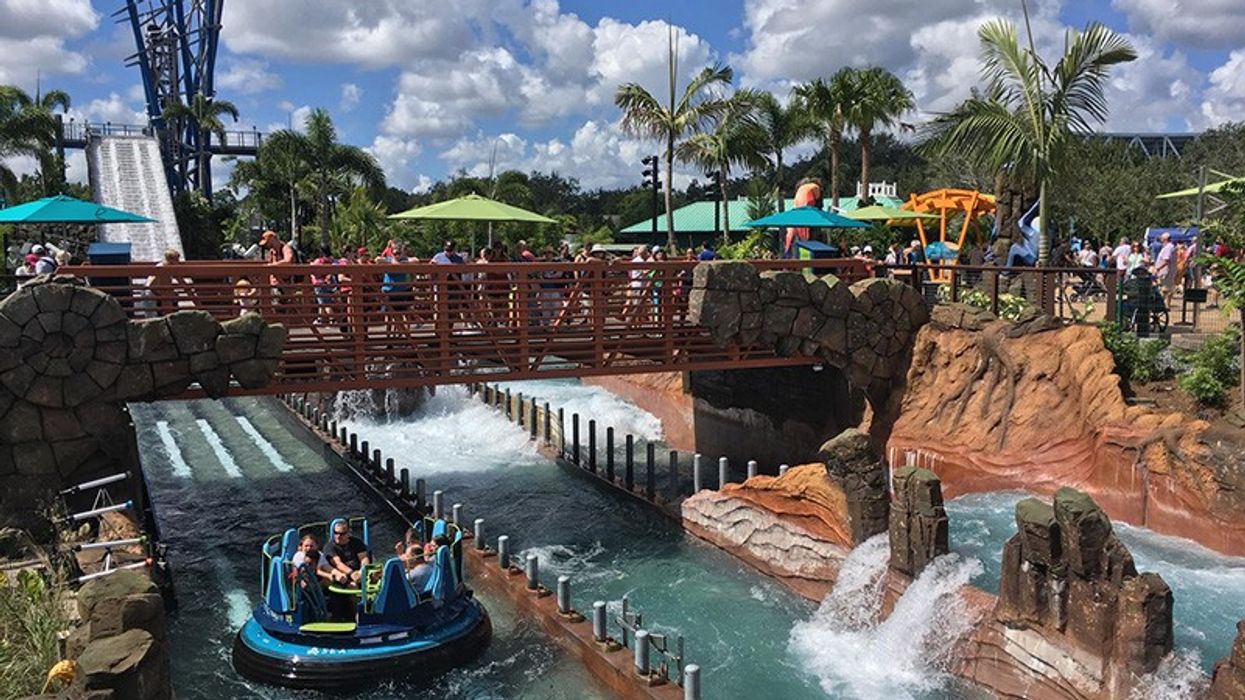 SeaWorld-Infinity-Falls-Theme-Park-Worldwide-Intamin-raft-drop
