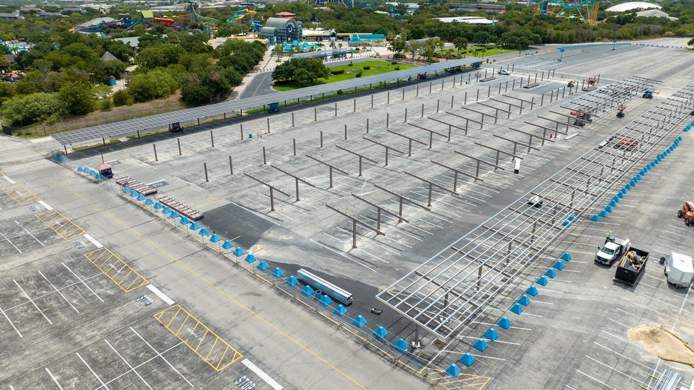 seaworld san antonio solar canopy