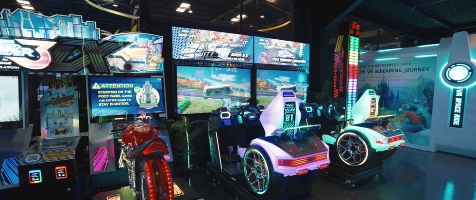 Semnox Loco Bear arcade