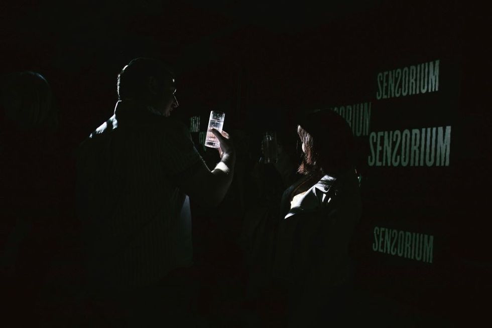 Sensorium - dark room experience