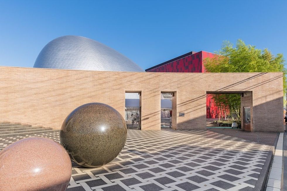 Senzoku Gakuen College of Music