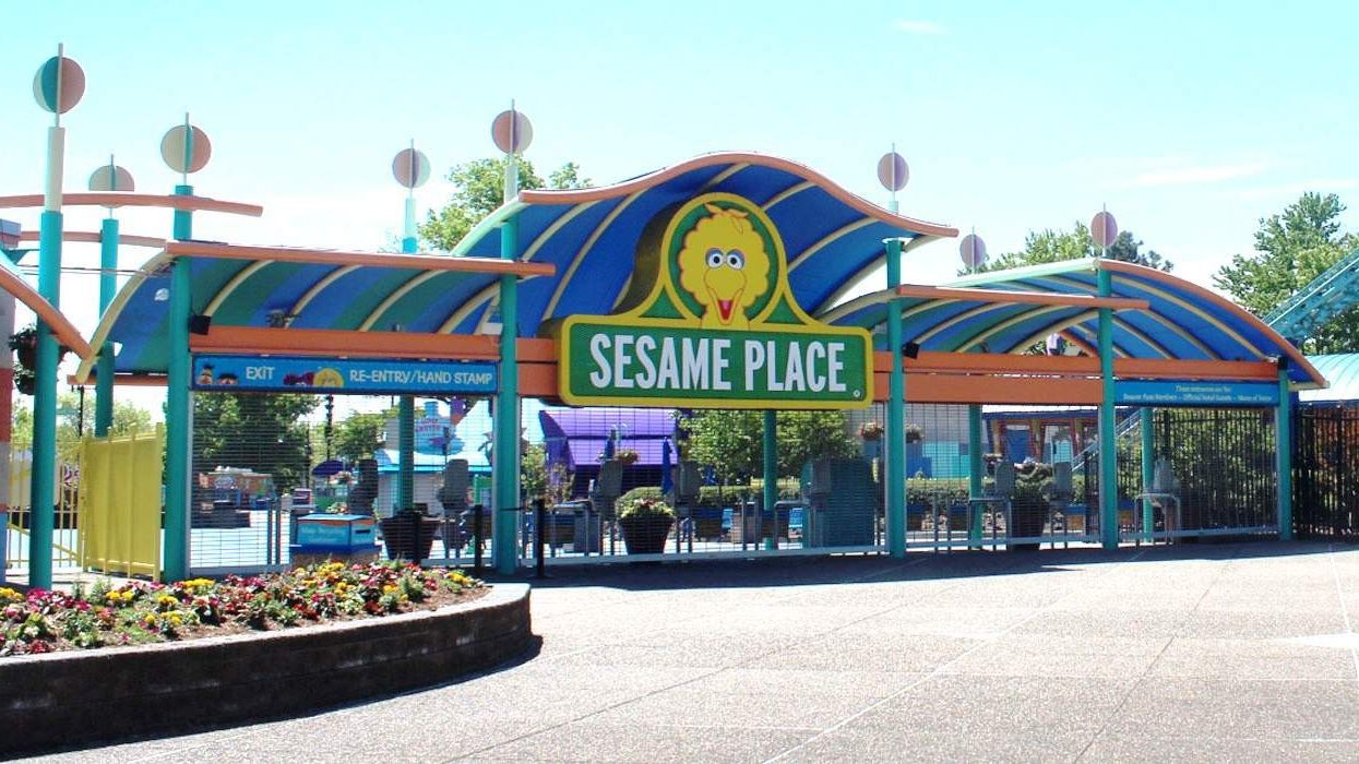 Sesame Street theme park to open its first wooden-steel hybrid coaster
