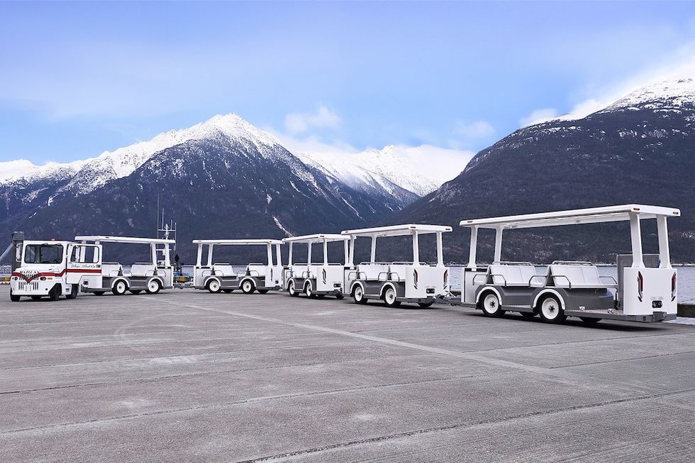 Severn Lamb 9000 Series Road Tram