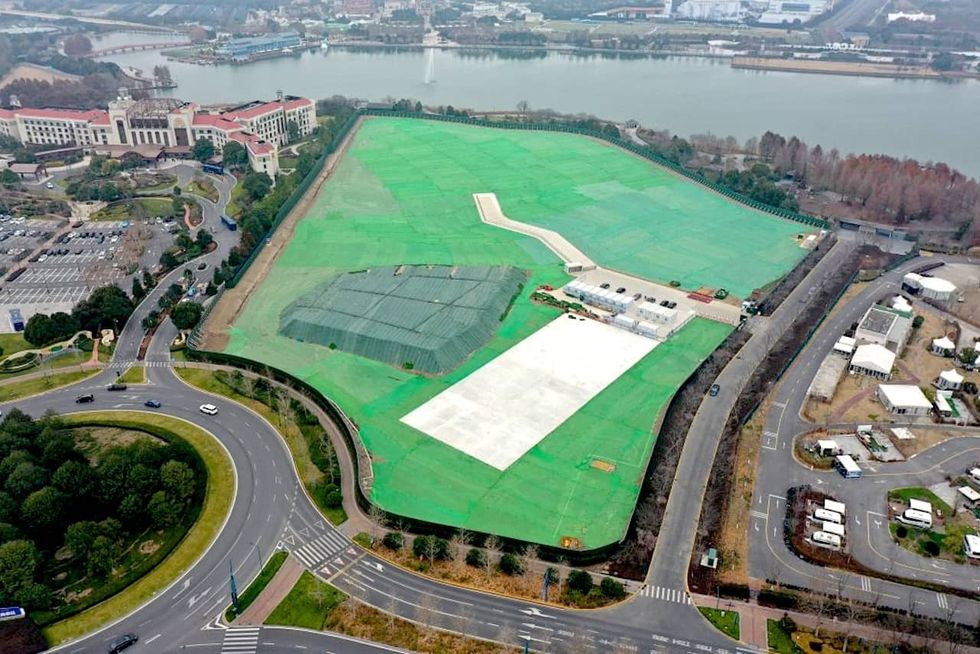 shanghai disney hotel construction