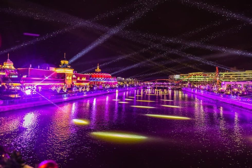 Shanghai-Haichang-Ocean-Park_night