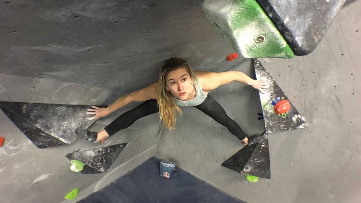Shauna Coxsey Clip 'n climb