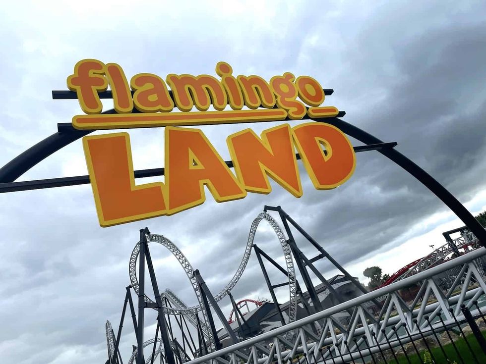 sik coaster flamingo land