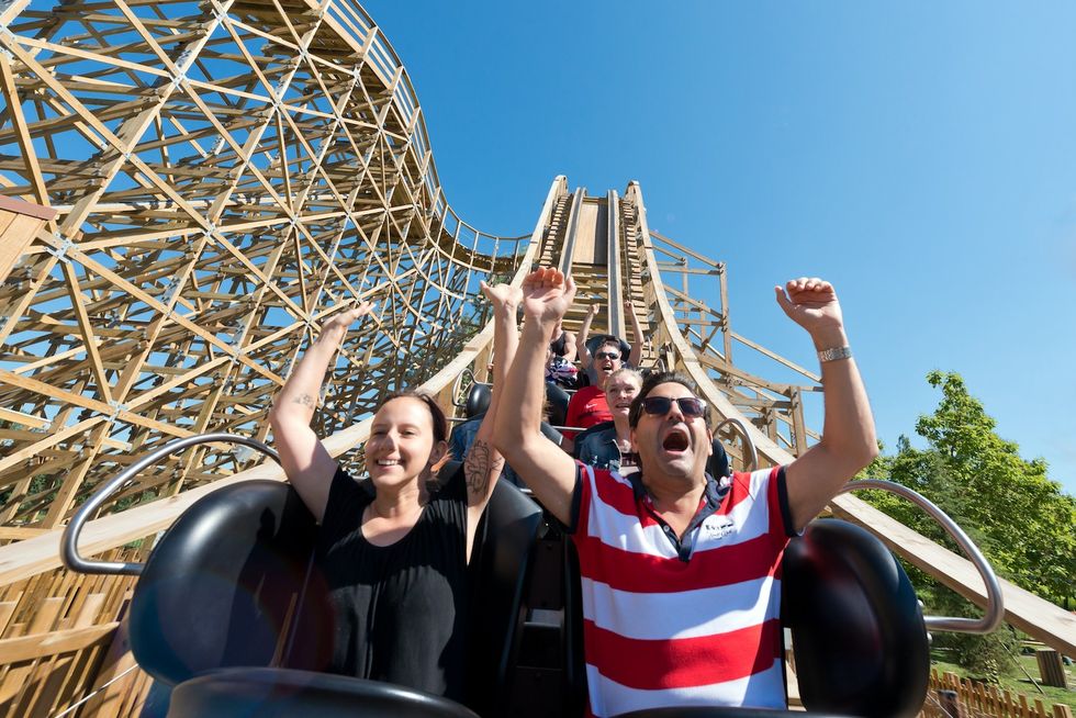 six flags bobcat coaster Theme park performance 2024