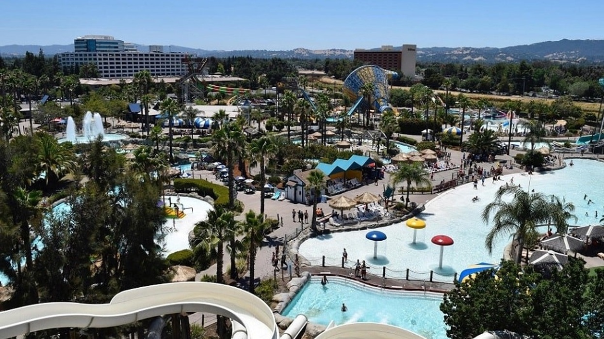 Six Flags Hurricane Harbor Concord featuring splashwater island. Formerly Waterworld Concord