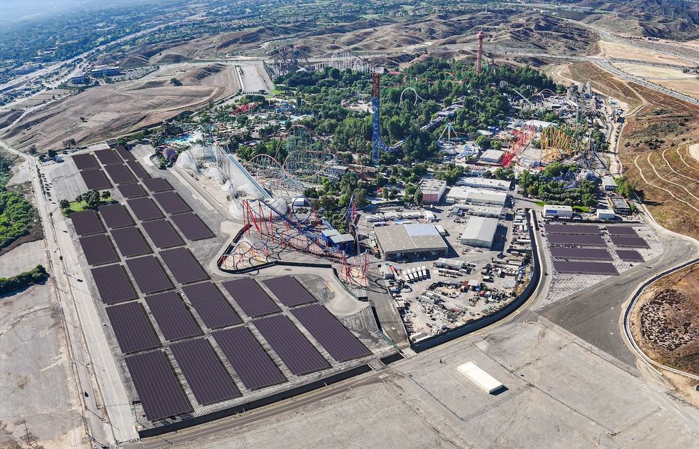 six flags magic mountain solar project