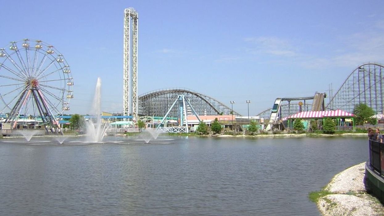 Six Flags New Orleans Lake