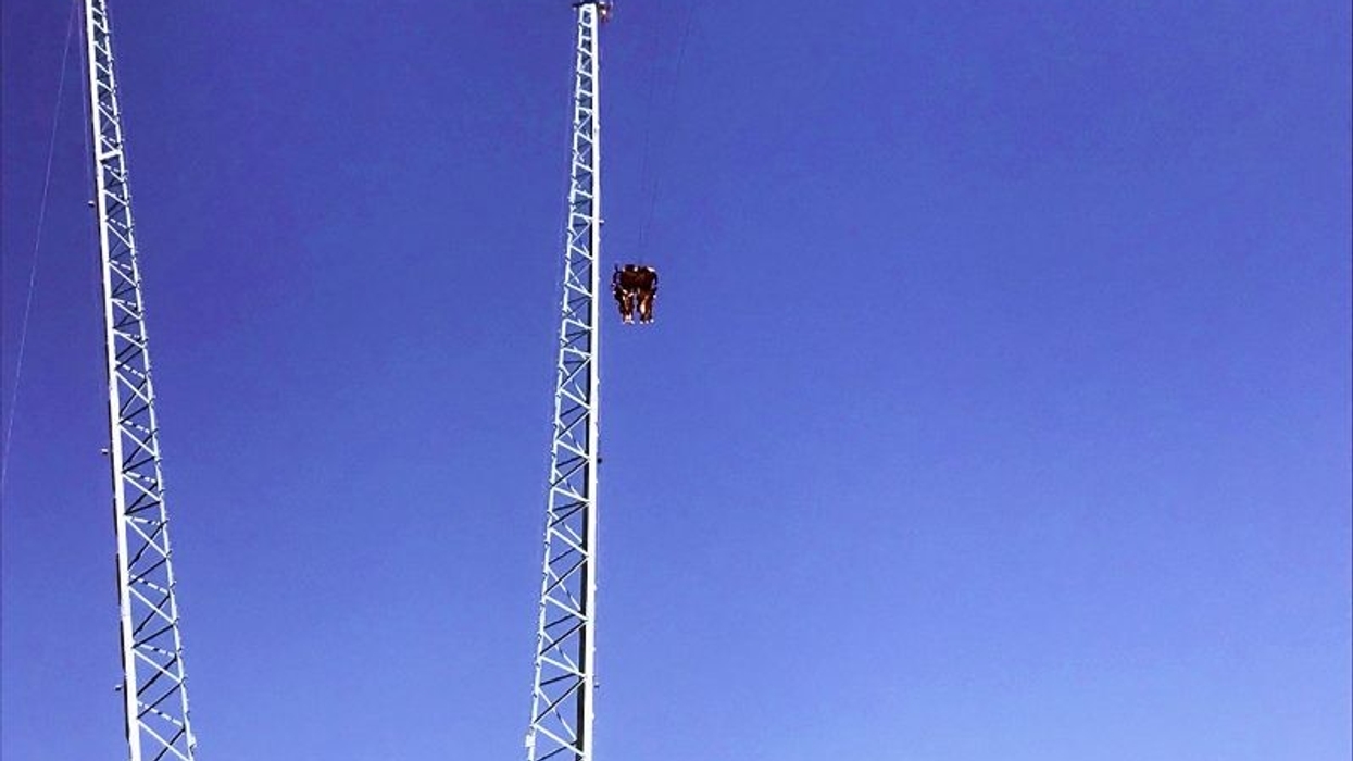 sky sled six flags magic mountain