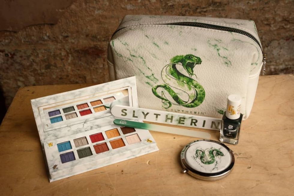 slytherin make up harry potter store