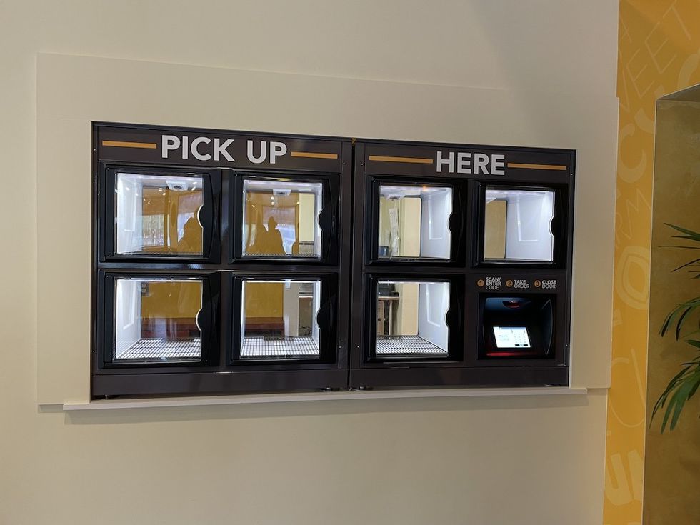 smart food lockers Pittsburgh Zoo Aquarium SSA