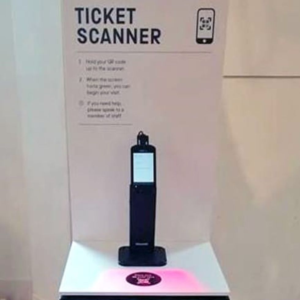SMG Contactless Scanner