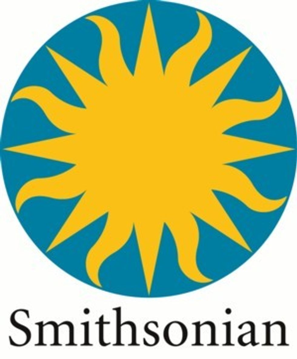 smithsonian logo