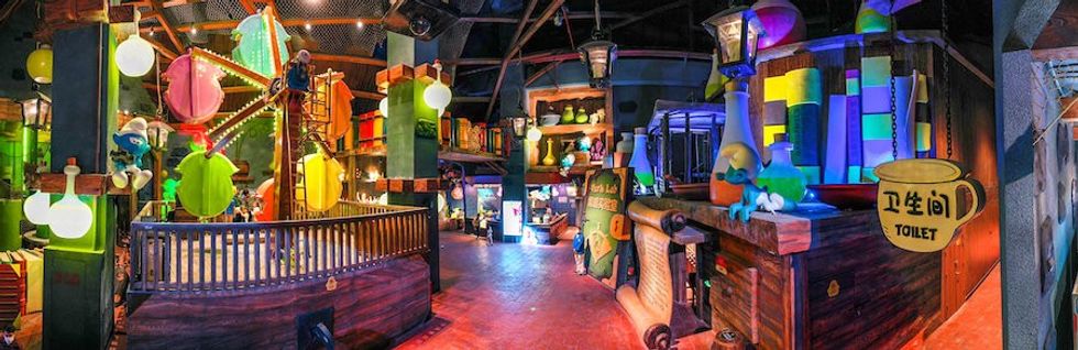 Smurfs_Theme_park_Gargamel-house