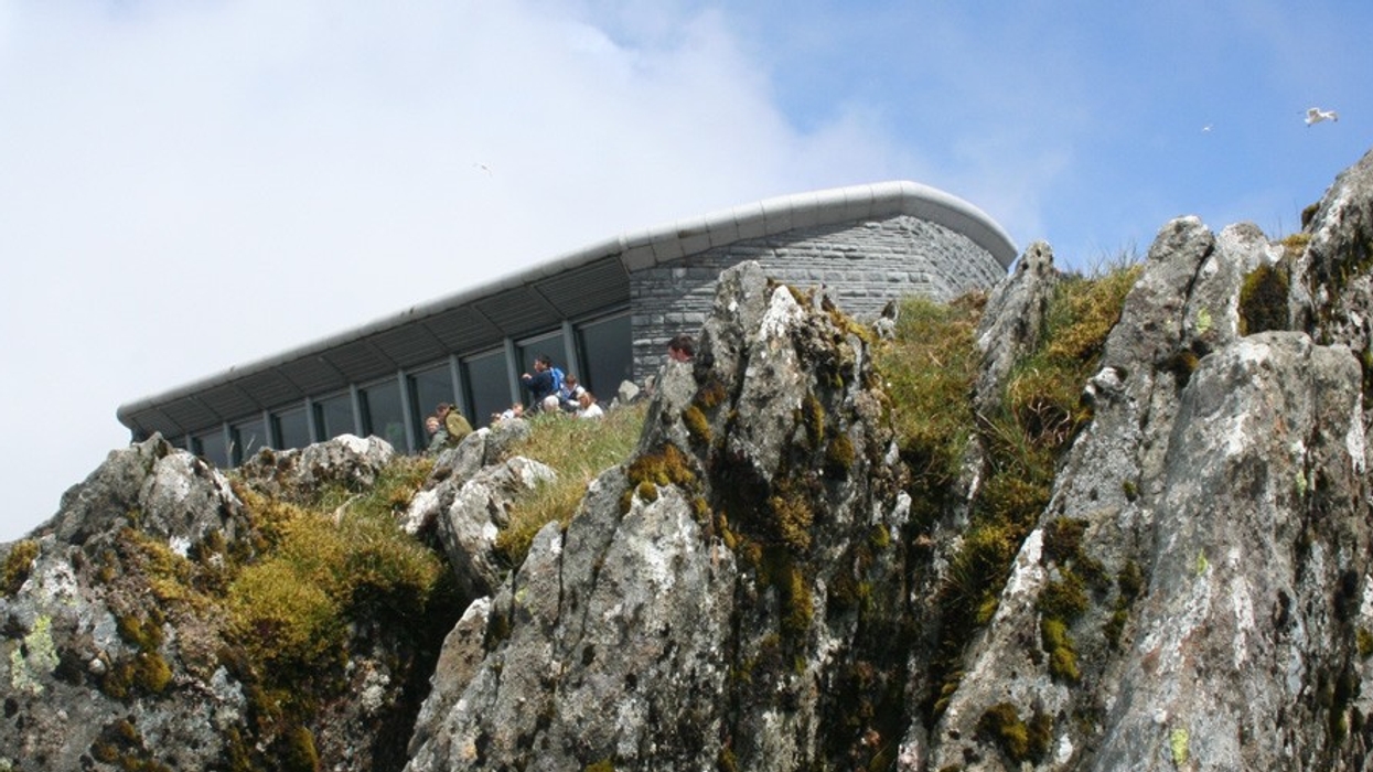 Snowden summit building ray hole