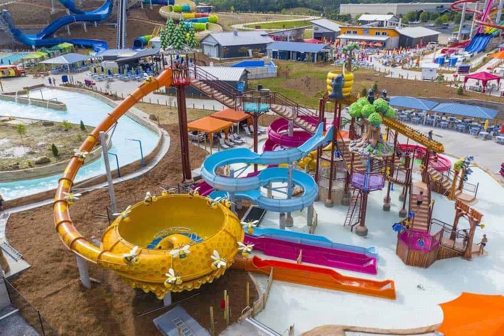 Soaky Mountain ProSlide RideHOUSE