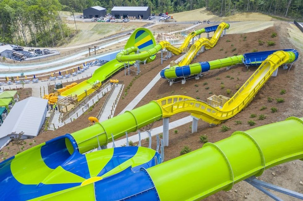 Soaky Mountain_RocketBLAST-FlyingSAUCER-TornadoWAVE ProSlide