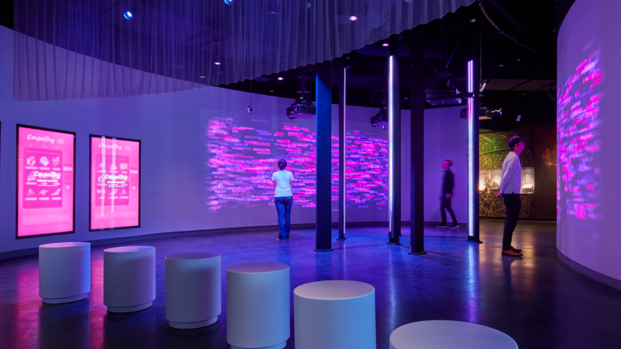 Social Lab - immersive technology on museum floor