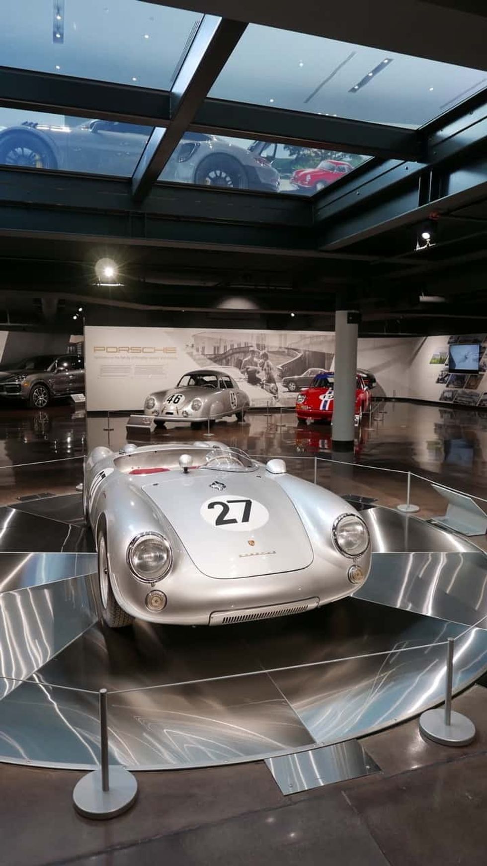 SottoStudios Porsche retail experience