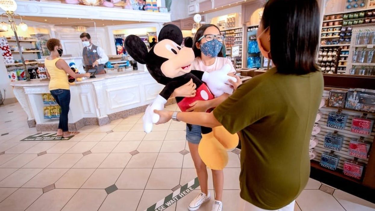 souvenir-buying-Disneyland-masks