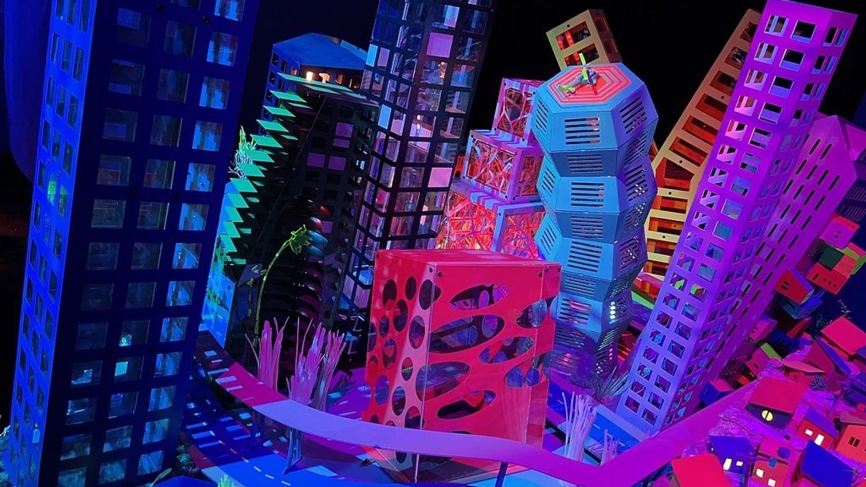 Spatial Holodeck city