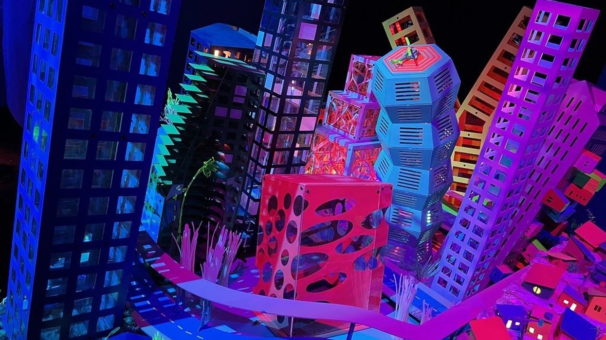 Spatial Holodeck city