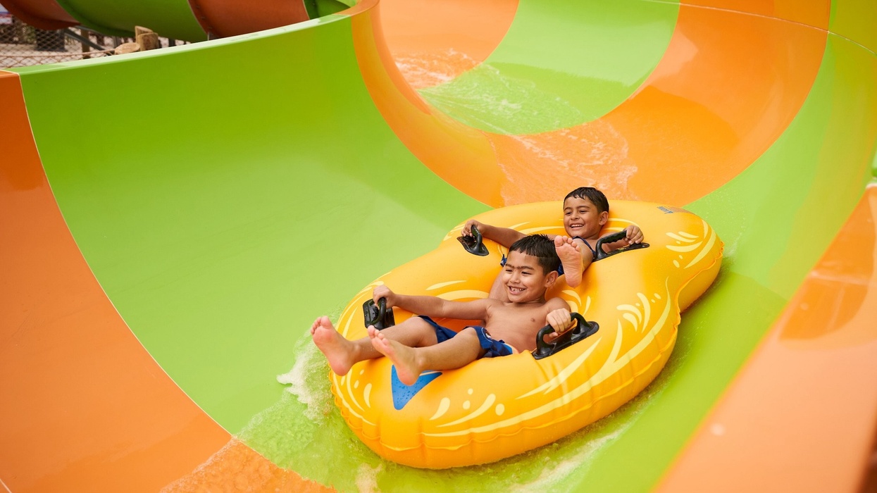 splash island hurricane harbor arlington