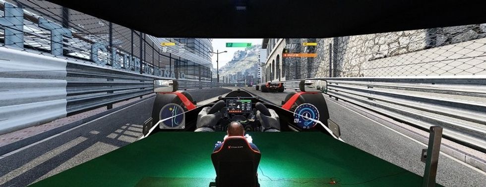 Sports Simulator Racing Track Simulator