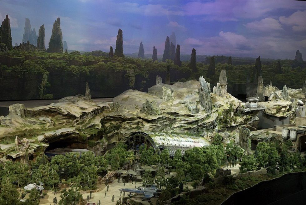 STAR WARS-THEMED LAND MODEL Disney