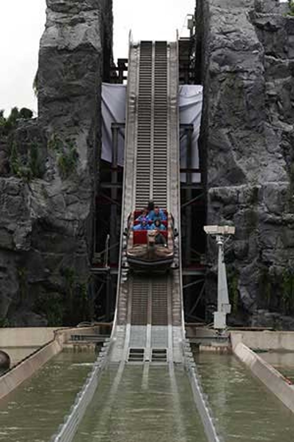 steep falls Viking Voyage Tayto Park
