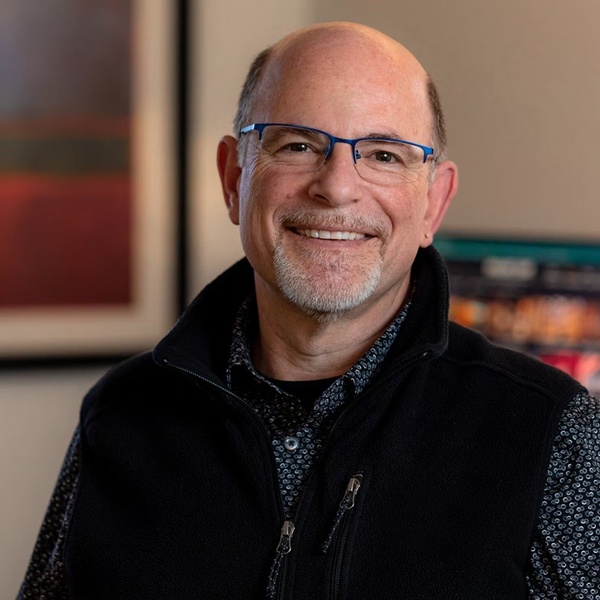 Steven Rosen headshot