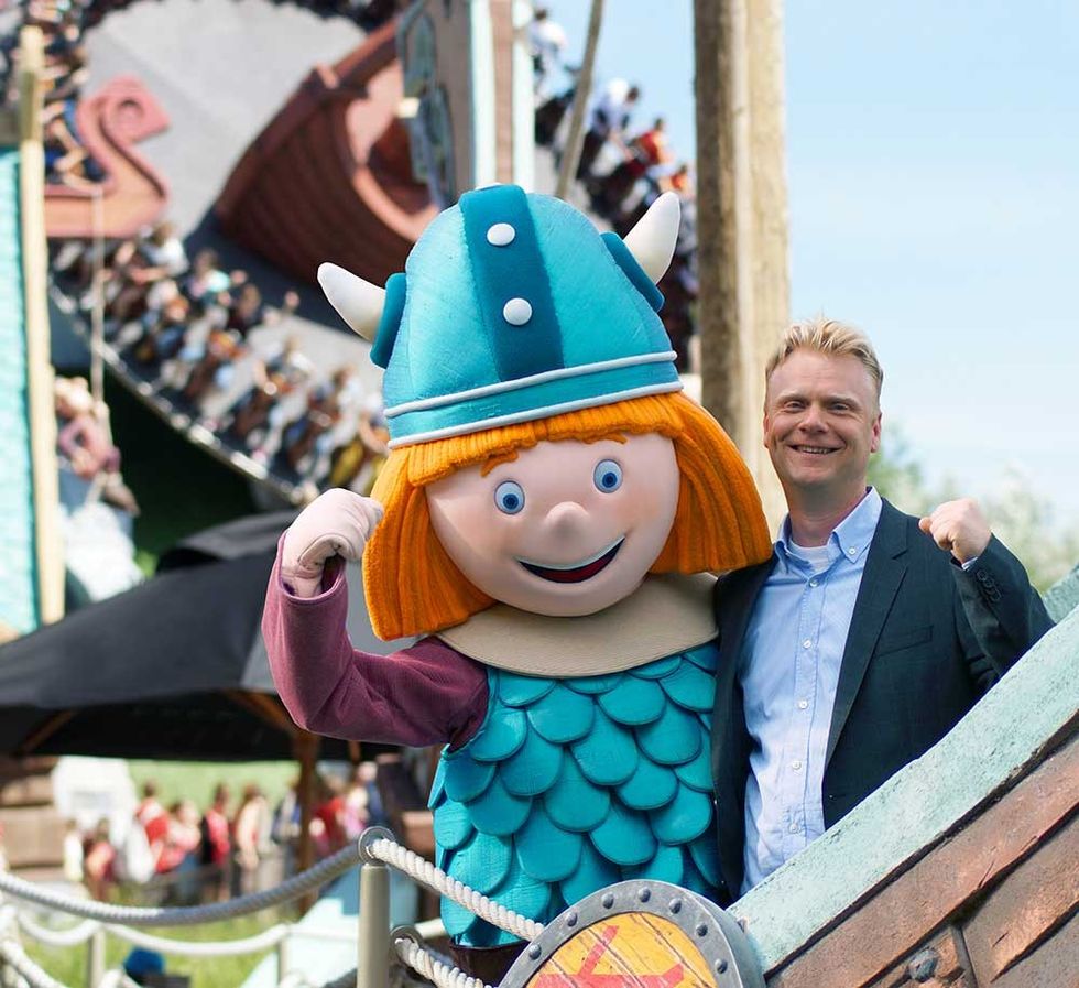 studio 100 plopsa plopsaland plopsaqua steve vic the viking