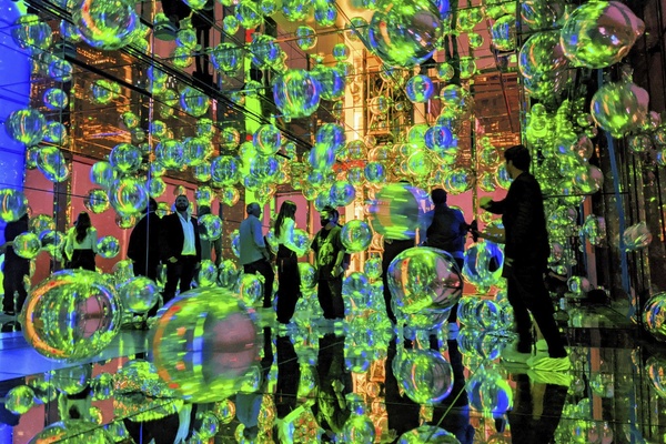 SUMMIT One Vanderbilt Affinity at Night, a chapter of AIR