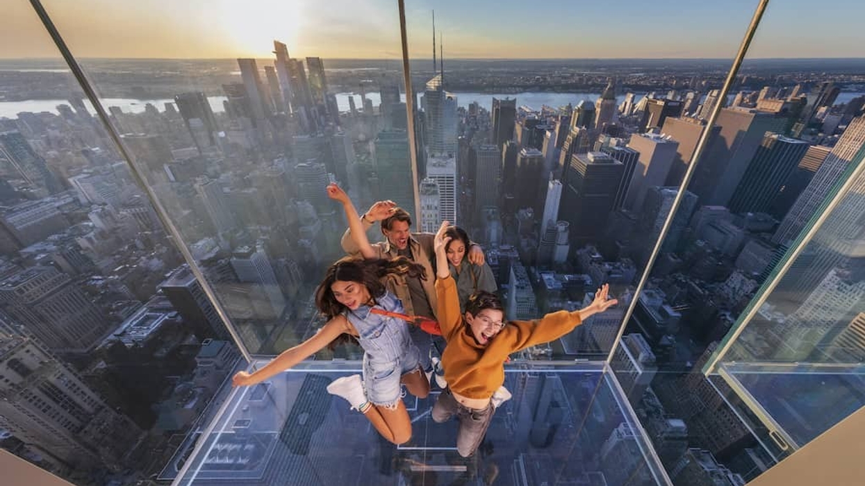 SUMMIT One Vanderbilt Levitation, all-glass ledges.