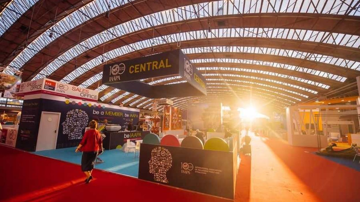 Sun-on-the-show-floor-at-EAS-2018-Euro-Attractions-Show-Amsterdam