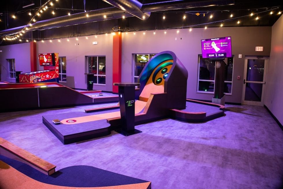 Sun-Valley-Lanes-Lucky Putt Creative Works