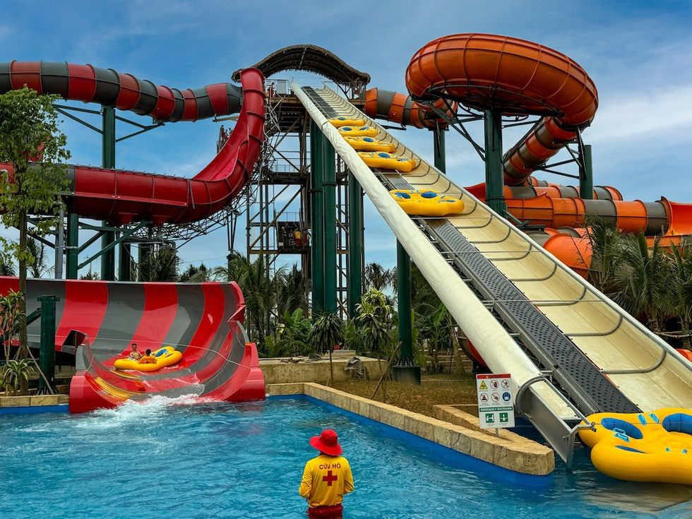 Sunkid conveyor at Sam Son Water Park