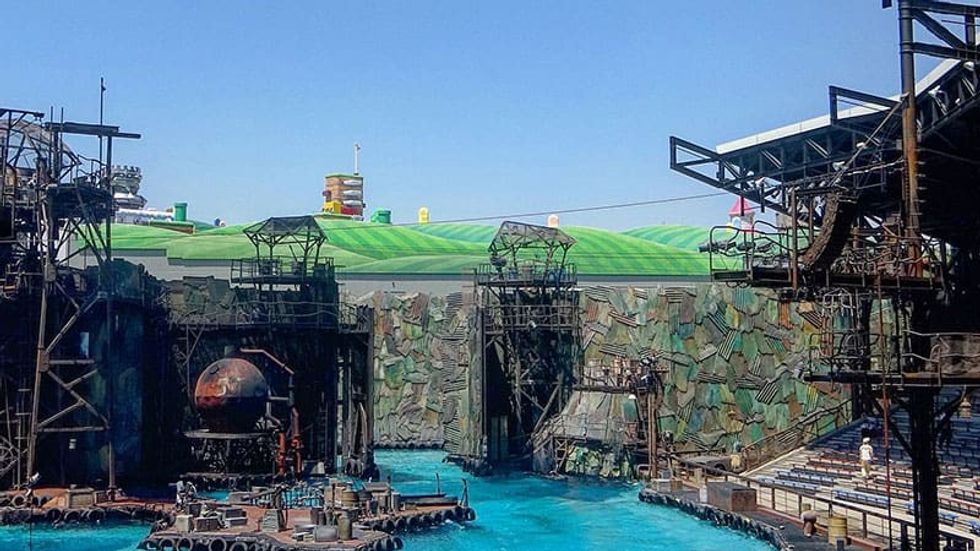 super nintendo world universal studios japan flag