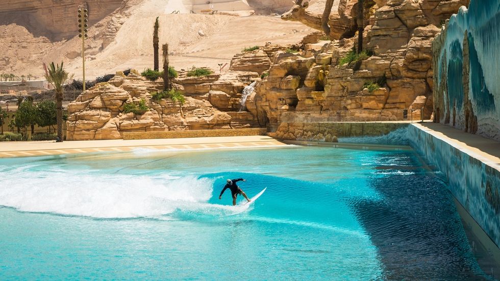 Endless Surf brings advanced lagoon to Aquarabia