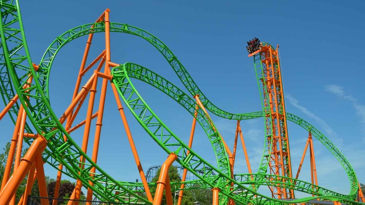 tantrum roller coaster at darien lake park supplied by ride entetainment